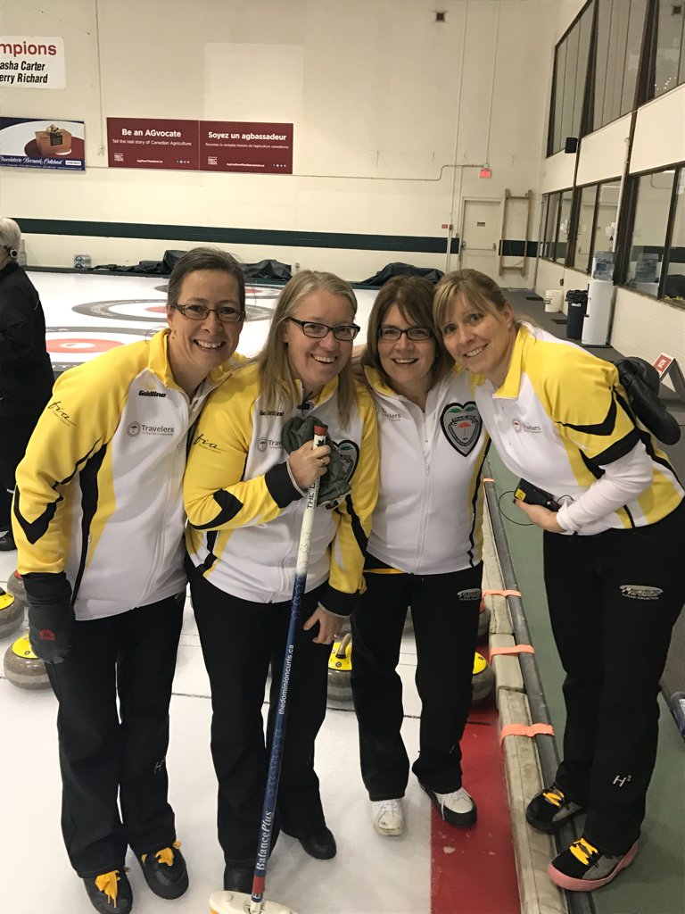 CurlingCanada's tweet photo. BREAKING: Manitoba women cap 20 years of club curling together with a national title! Your 2016 Travelers Curling Club champions! #tccc2016 https://t.co/xC3mqLzPBf