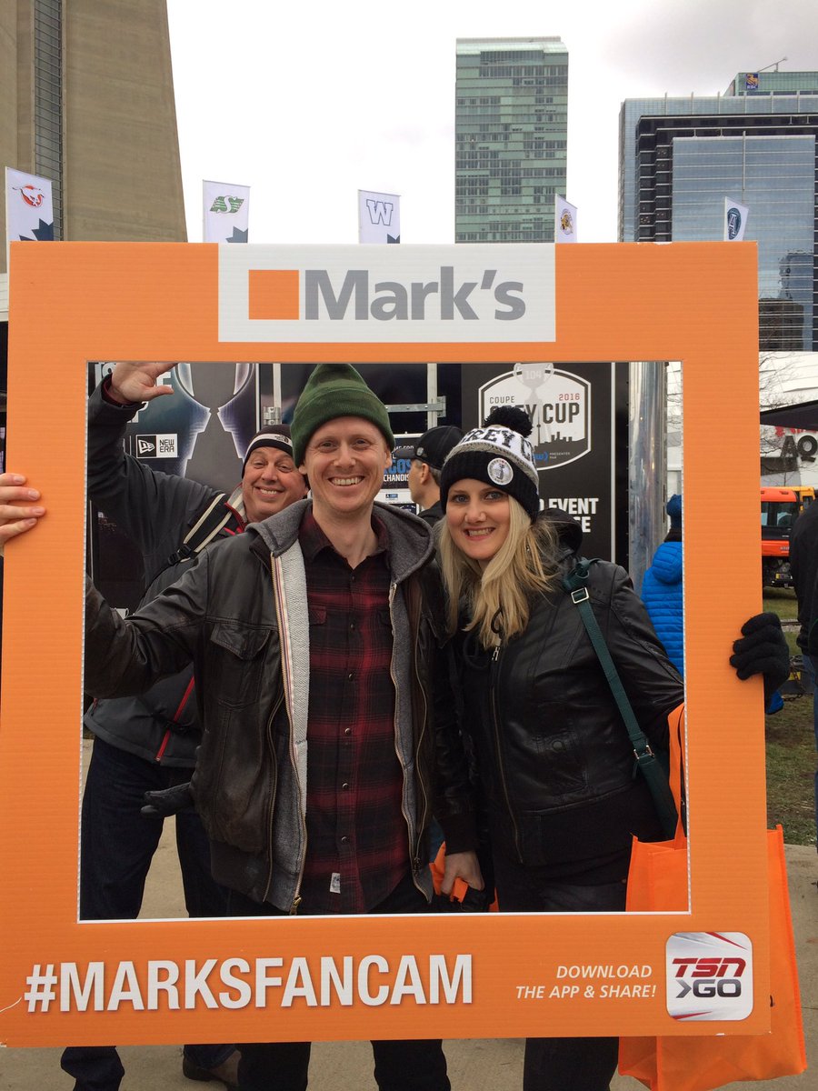 lyndabuwalda's tweet photo. It's a #GreyCup kind of weekend! #Marksfancam https://t.co/PwxDJr9a7W