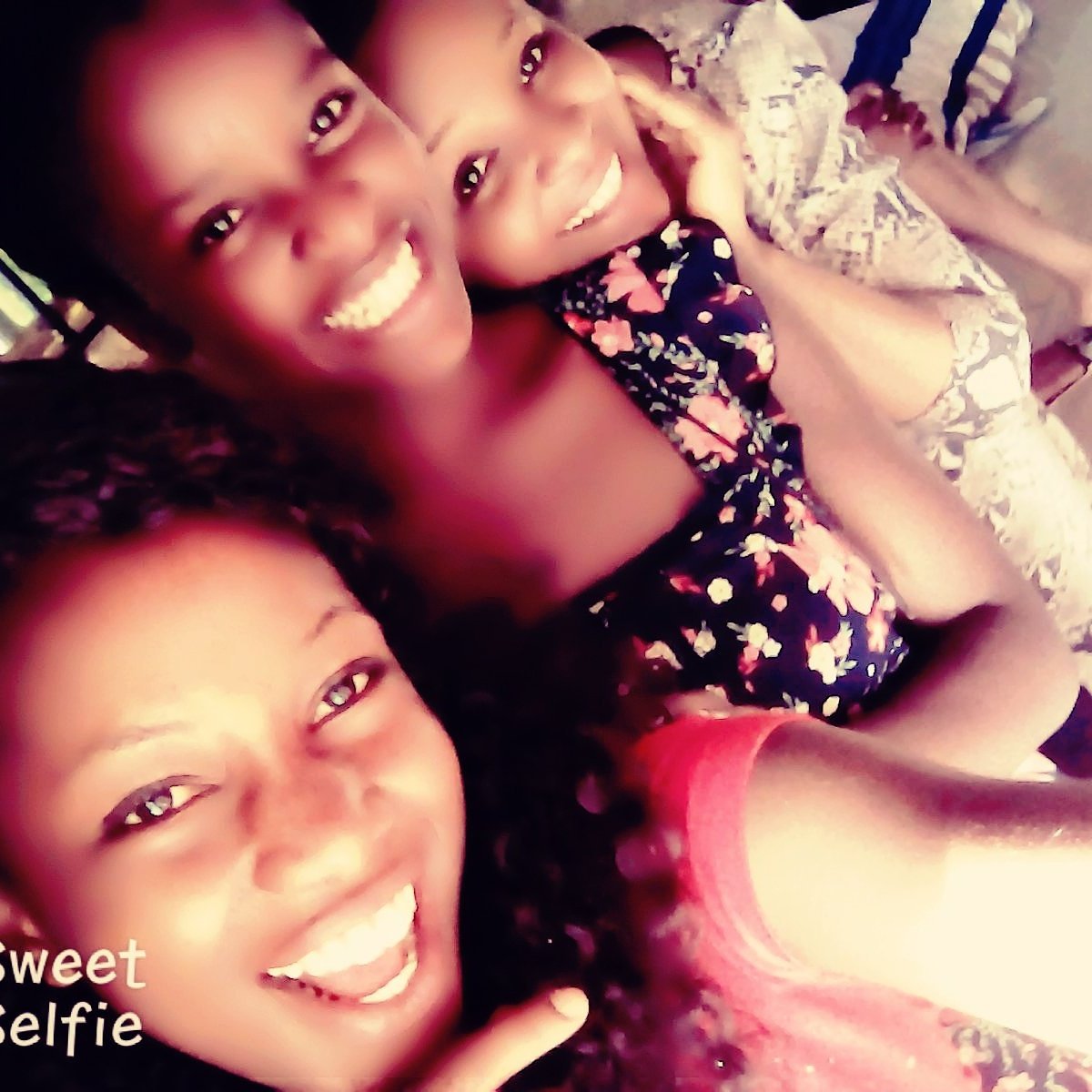 i_wombu's tweet photo. Lol they should us for close up advert https://t.co/6thvLDt0TV