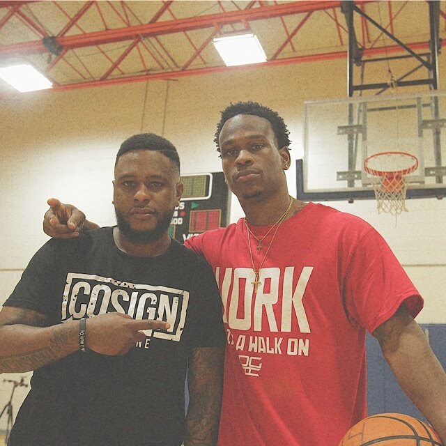 DGENT_theKID's tweet photo. S/o to @CosignKG and @CosignMag for the dope interview! #WorkLikeAWalkOn #Cosignlife 🔥🔥🔥 https://t.co/54kVHGiaBA
