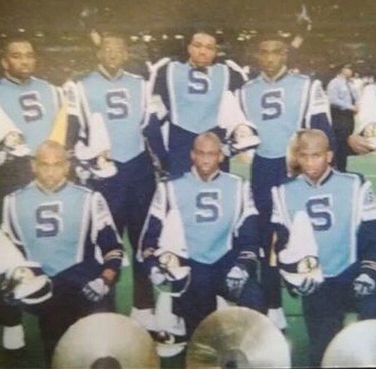 whenderson80's tweet image. Bayou Classic 18 years ago! Betcha can't pick me out! 😂 #Fall98 #HumanJukebox