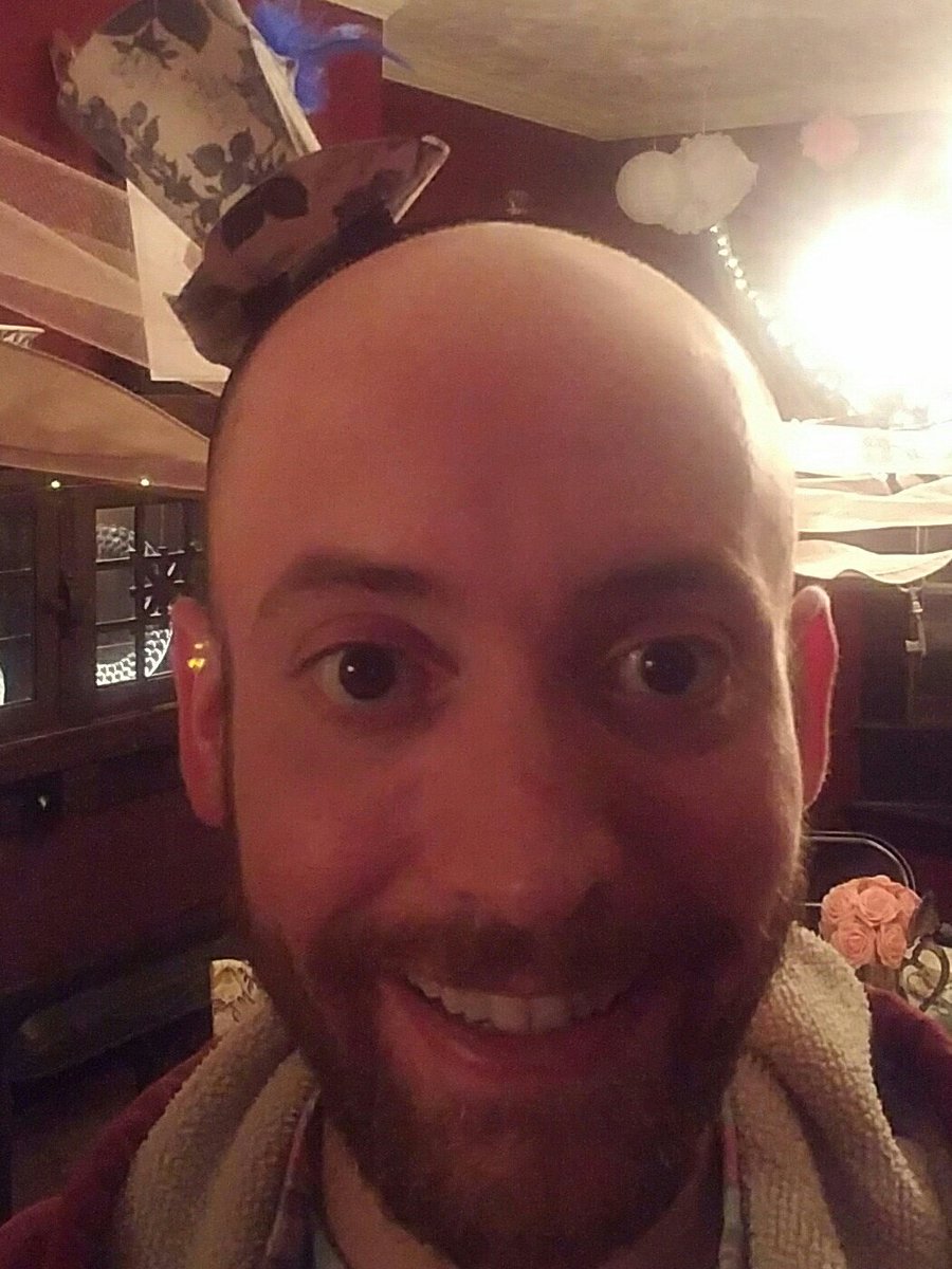 tim dimond on twitter big head tiny hat