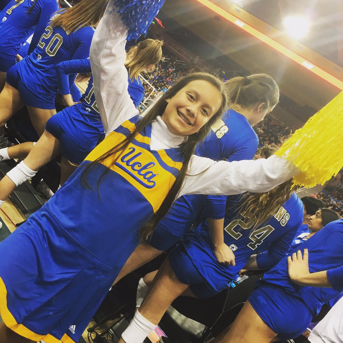 stoopidshrimp's tweet photo. #gobruins https://t.co/QEjuOfpIOb