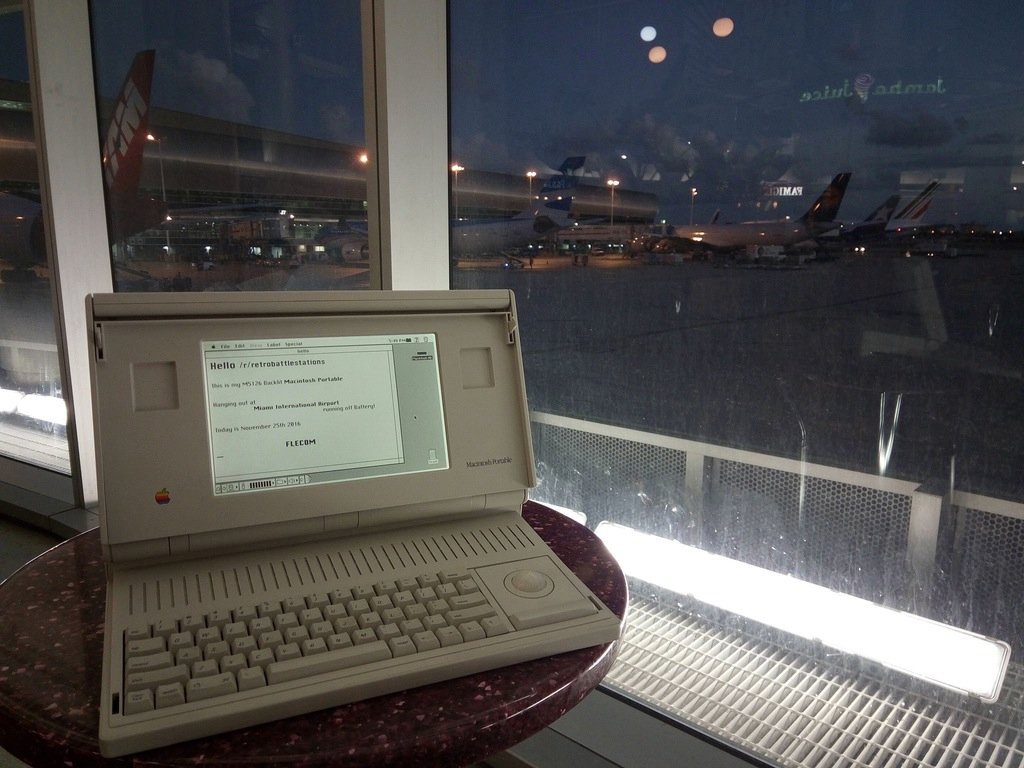 FozzTexx's tweet photo. Finally a luggable† for #PortableWeek, at an airport! /via /u/flecom https://t.co/eSwRwzVAV0 

†Is it a luggable if it has batteries? https://t.co/C4GWSMQ8d1