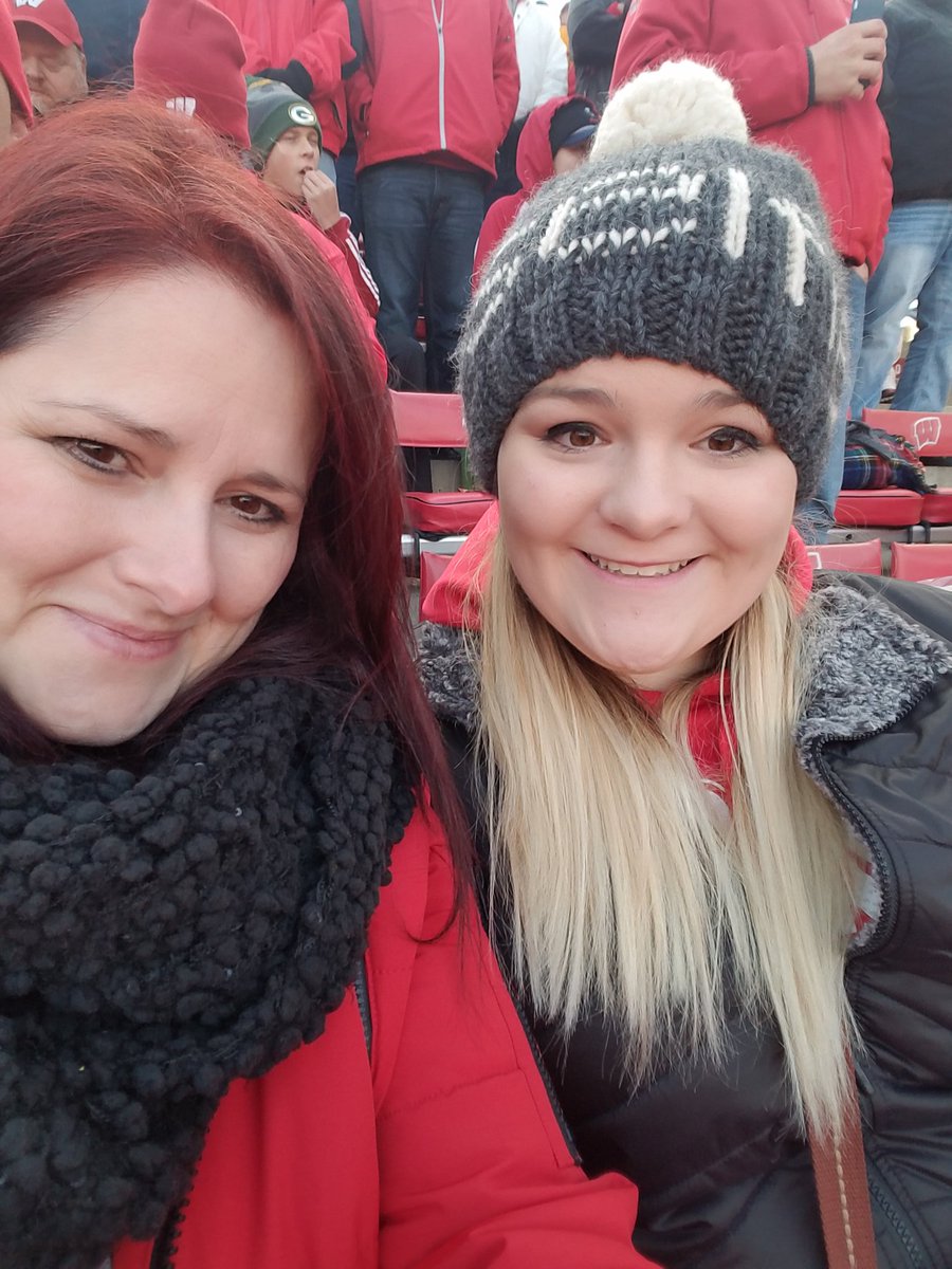 smoor04s's tweet photo. Spending quality time with my baby girl for her 16th bday. We drove 5 hours to check out her future school. #Badgers https://t.co/fqtspZiYCl