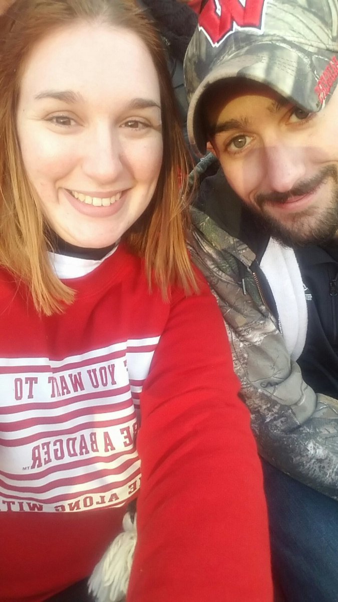 Sonja_Fisher127's tweet photo. Let's go Badgers! #BadgerFootball #Wisconsinbadgers #WIvsMN https://t.co/eoWBNavuHP