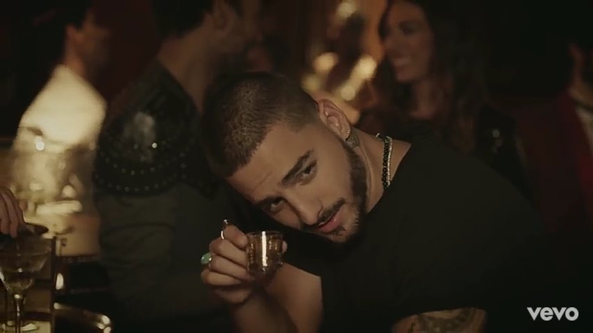 Silvia_Rxh's tweet photo. https://t.co/vS03LriF0U #shakira @maluma #chantaje aceptas lo desafio hasta mañana #35Mviews daleee https://t.co/TuxkqHjHKg