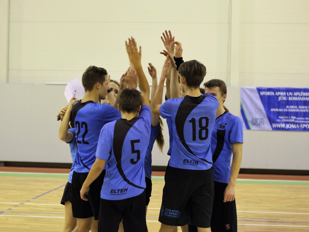 frisbee_LV's tweet photo. Latvijas jaunatnes frisbija čempionātā trešo gadu pēc kārtas uzvaru izcīna @salaspils1vsk #LJFČjg
https://t.co/pkHgE3tq3F https://t.co/FzLldvBy9C