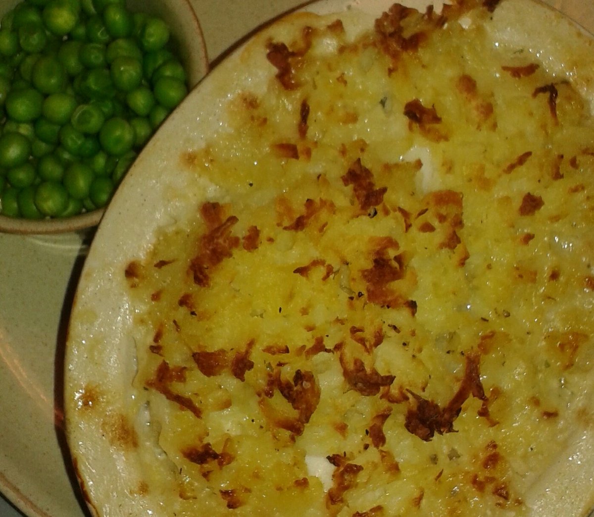 justtwoagain's tweet photo. Luxury #fishpie with rosti topping from @olivemagazine 😊 we added extra prawns 😊 https://t.co/1A9SgEH5m5