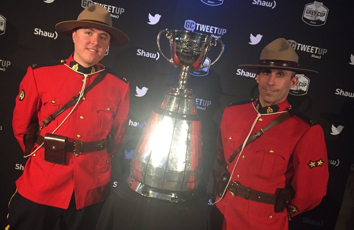 TSN_Sports's tweet photo. The shiny hardware is in the house at the #GCTweetUp. #GreyCup https://t.co/Z10JT2XUiv