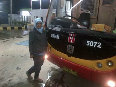 ana3ayr's tweet photo. @damripusat dulu Damri 5072 ini menjadi slh satu favorit kami d suatu komunitas #selfieondamri #70tahundamri. https://t.co/UxpAXUVOIR