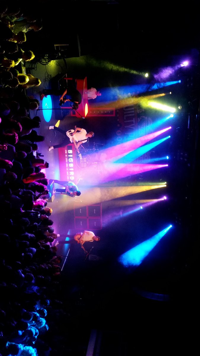 dick_veer's tweet photo. @bigbird in Hilversum.  Thnx julliezijn fantastisch https://t.co/QkuU9SUBBe