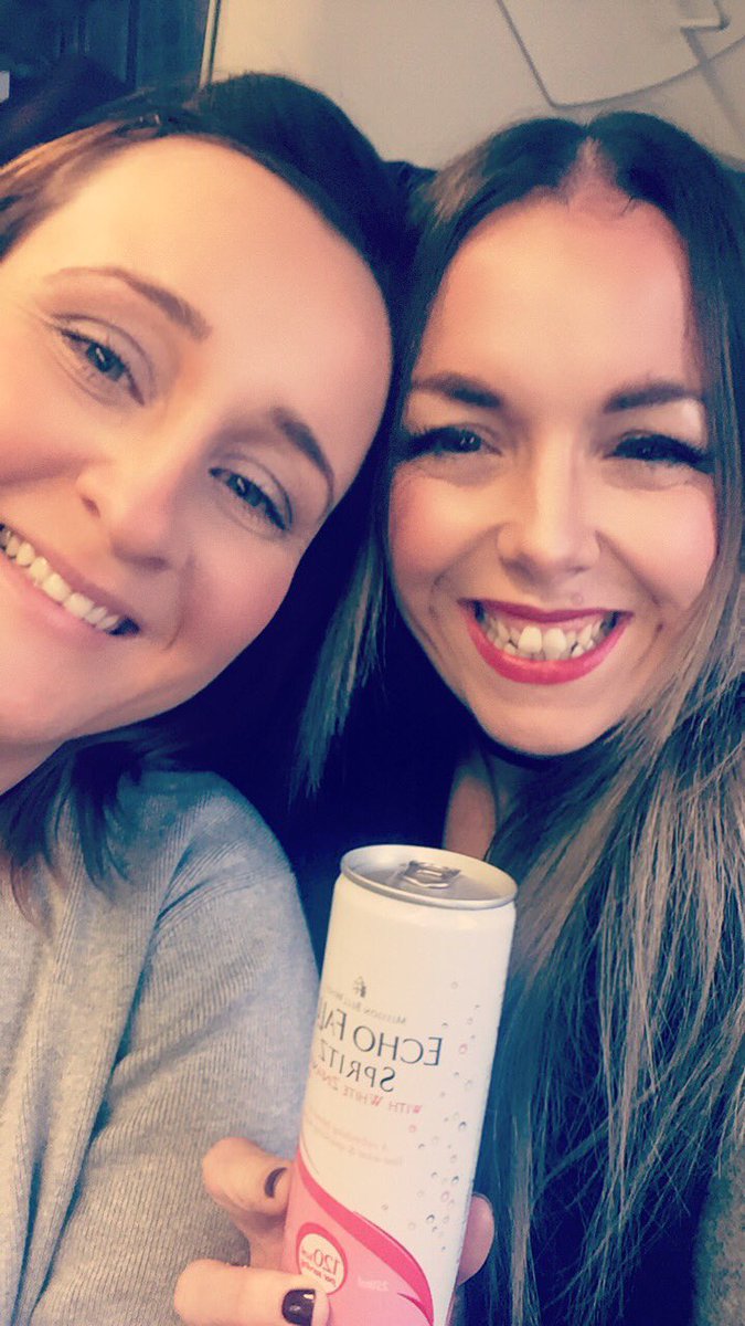 nualaduff's tweet photo. #Edinburgh #drinksonthetrain #pals #oldpals #foreverpals  had a great day with this wee belter @niterider69 https://t.co/D14zd0BNSj