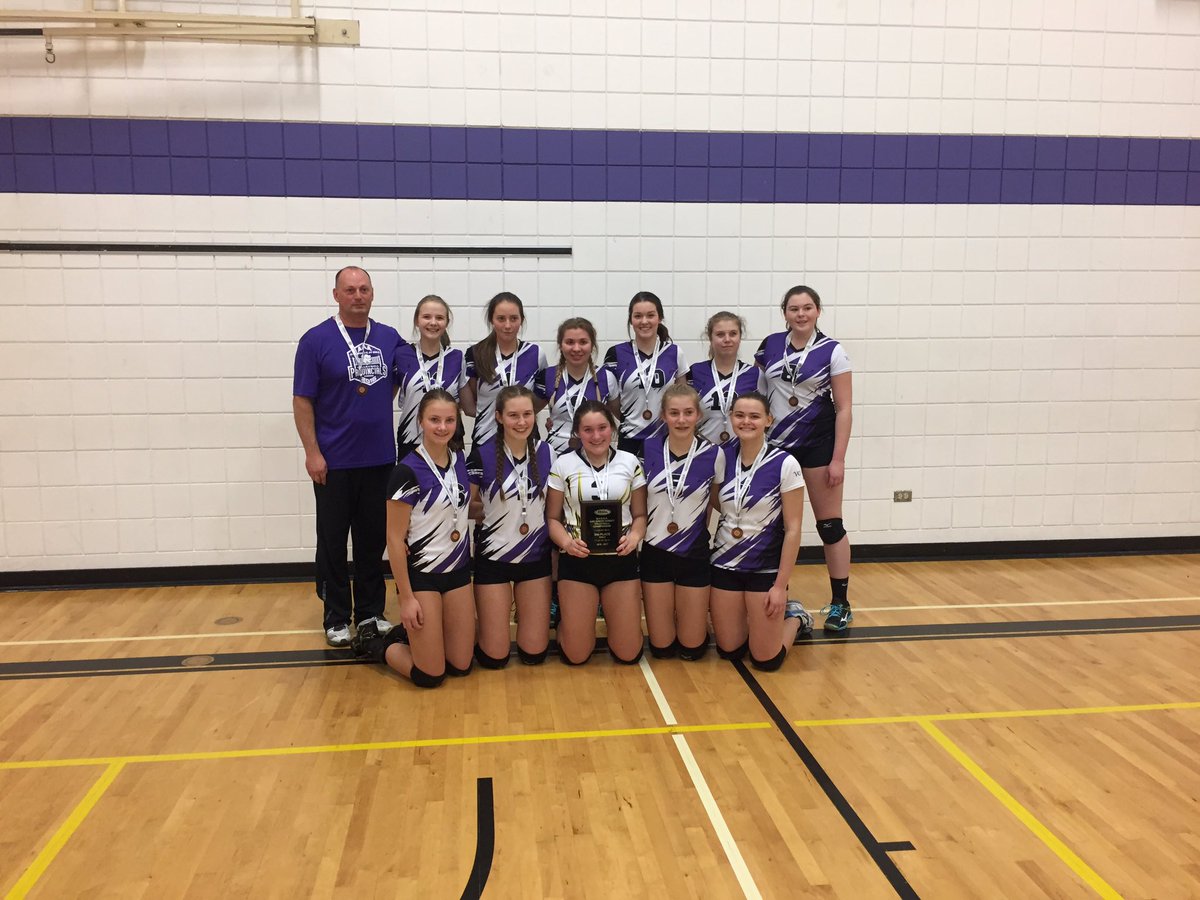 JvProvs's tweet photo. Third place winners. Virden Golden Bears https://t.co/mPU0xhRyFN