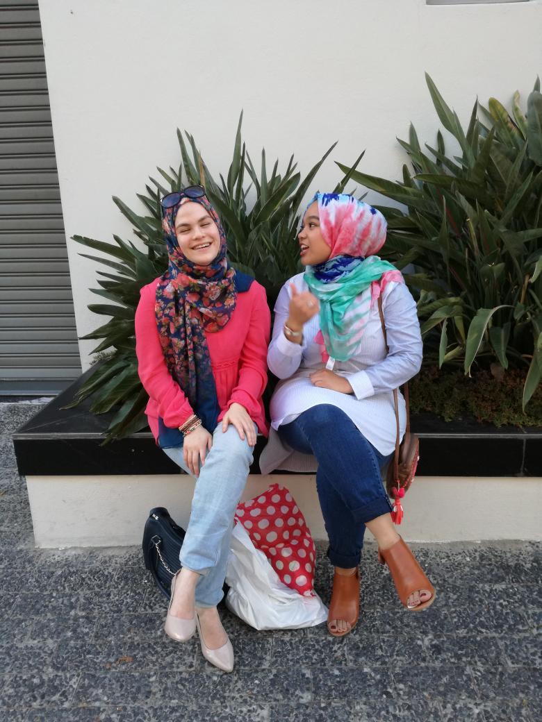 ZoghrahK's tweet photo. Beautiful soul🌌 @Faatimah_A 
Bless your beautiful soul... 
ILY for the sake of Allah 💕 https://t.co/1MQWAsqq7V
