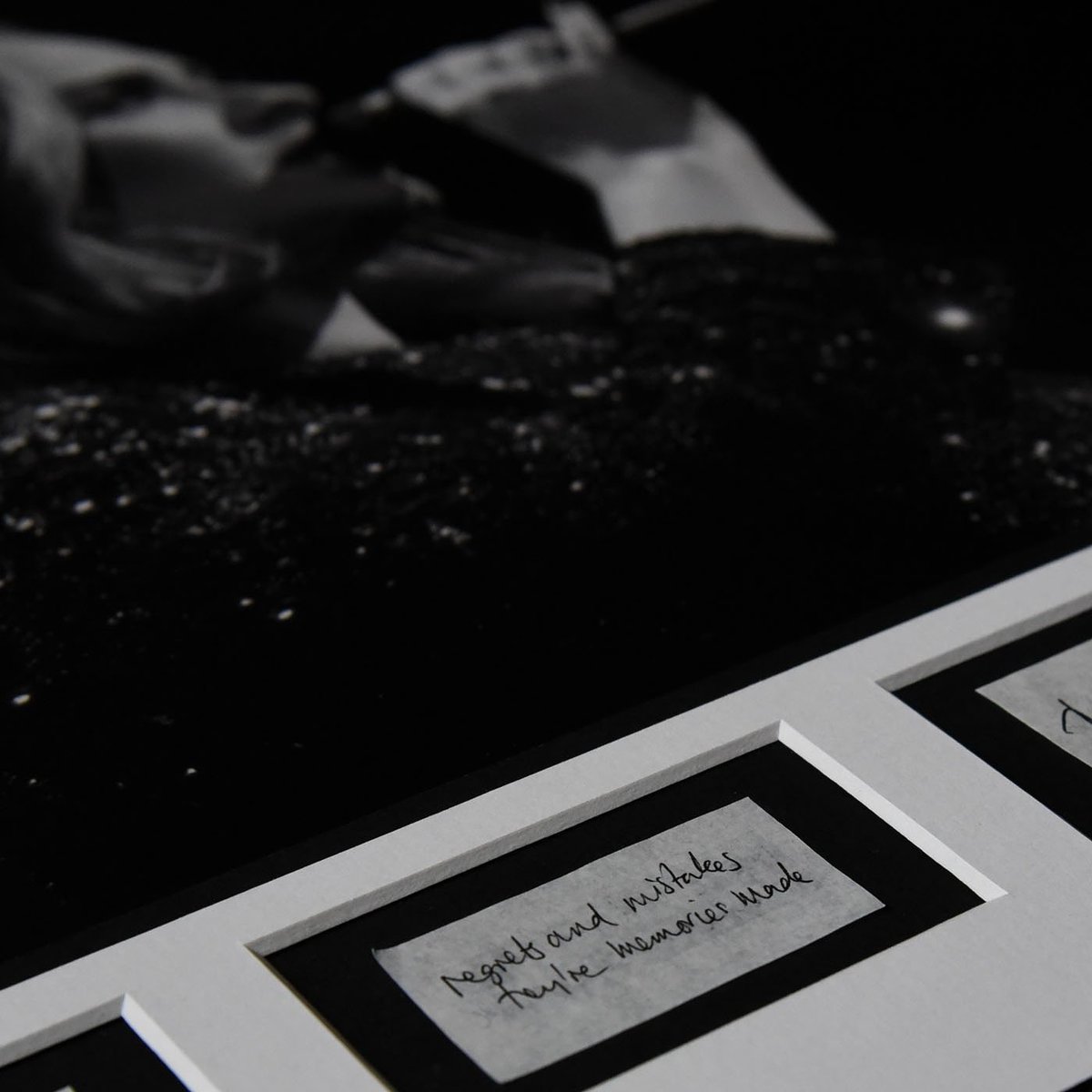 RichardBudman's tweet photo. Just sold #25 of my new Limited Edition.. #ADELEproject #concertphotography #AdeleConfetti #OOAKX16 > https://t.co/szUoCZxrrG https://t.co/1A9hUgYJA1