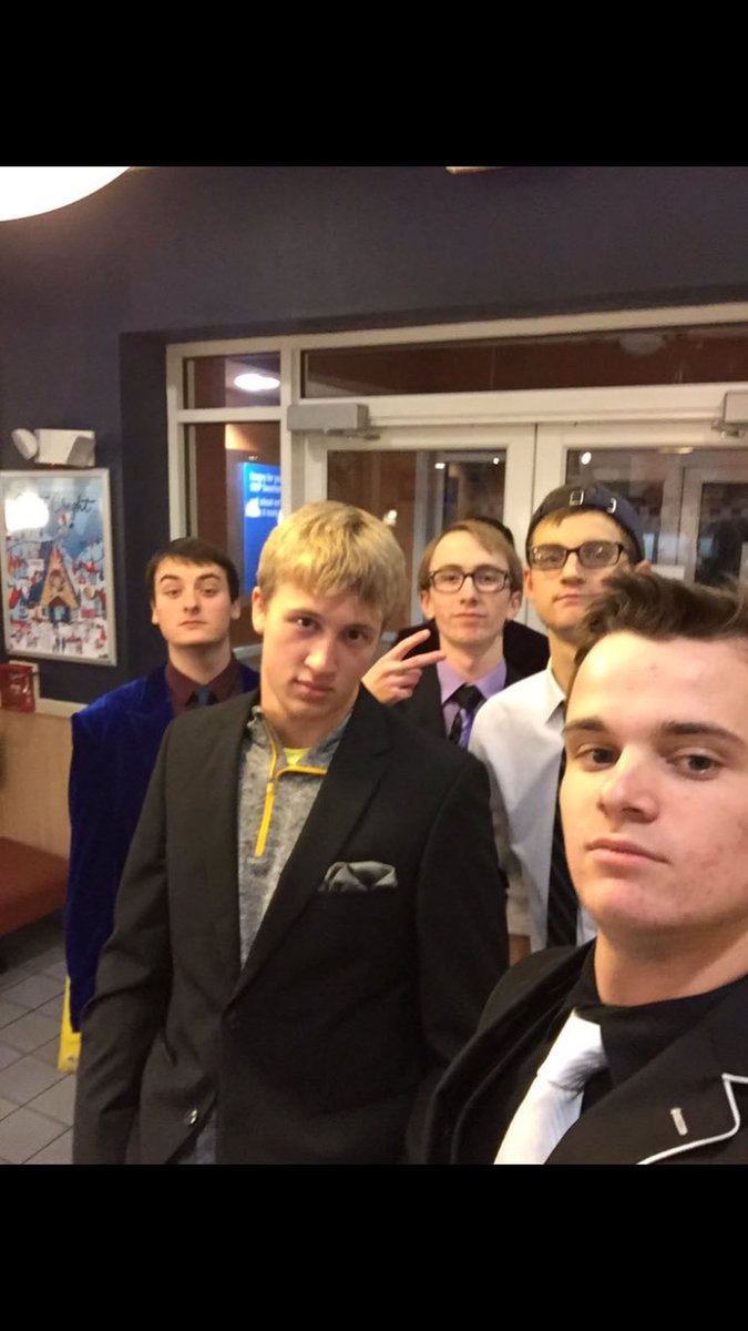 Happy birthday to an all around great guy; <a href="/BenBenwilson8/">Ben!</a> Hope you had a good one!