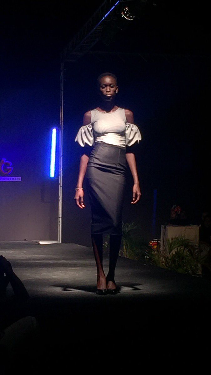 FashionWGambia's tweet photo. Badjiz Design showcasing for a second night. Amazing pieces for your wardrobe. You saw it on the #FWG2016 stage first. https://t.co/eQGdrPeg7l