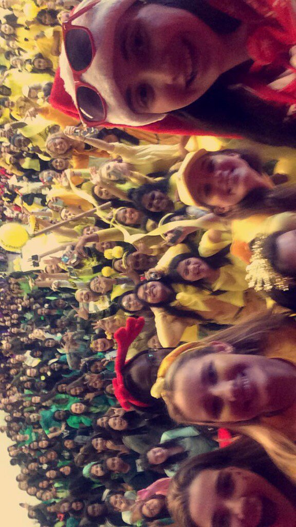 Natalie_abbate's tweet photo. Another successful spirit week!❤️🎉  #NDCatchTheSpirit #SpiritWeek2016 #LeaveYourMark https://t.co/fCCtYEcWiS