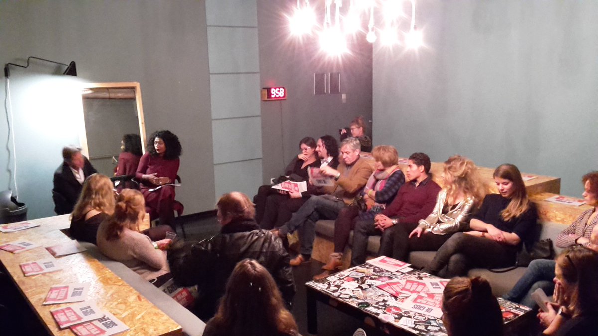 EJPotgieter's tweet photo. Zojuist spraken Fiep van Bodegom en Dirk van Weelden een voorproef van het Life Writing nr. op @dewintertuin Festival #ditisecht https://t.co/BgilrLnD6W