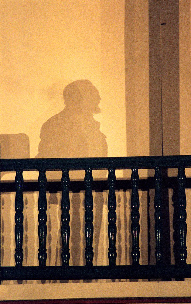 La Sombra Larga perfesserkev.kevinmoloney.com/2016/11/26/la-…