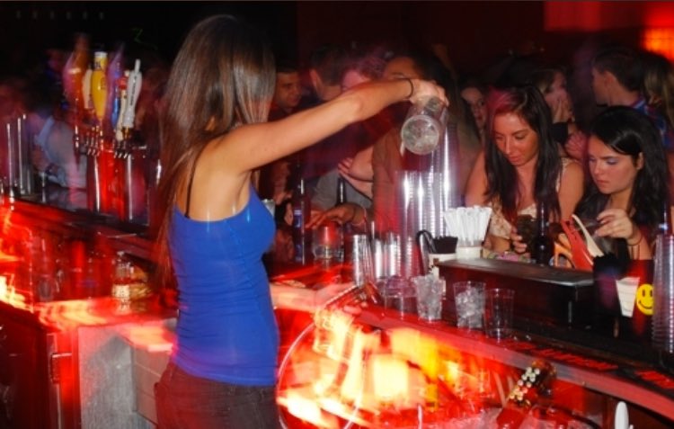 Saturdays are for 💃🏼 &amp; 🍾 - see you soon! #nycparty #nycbar #champagnecampaign #nycdrinks #nycnightout #bestofnyc