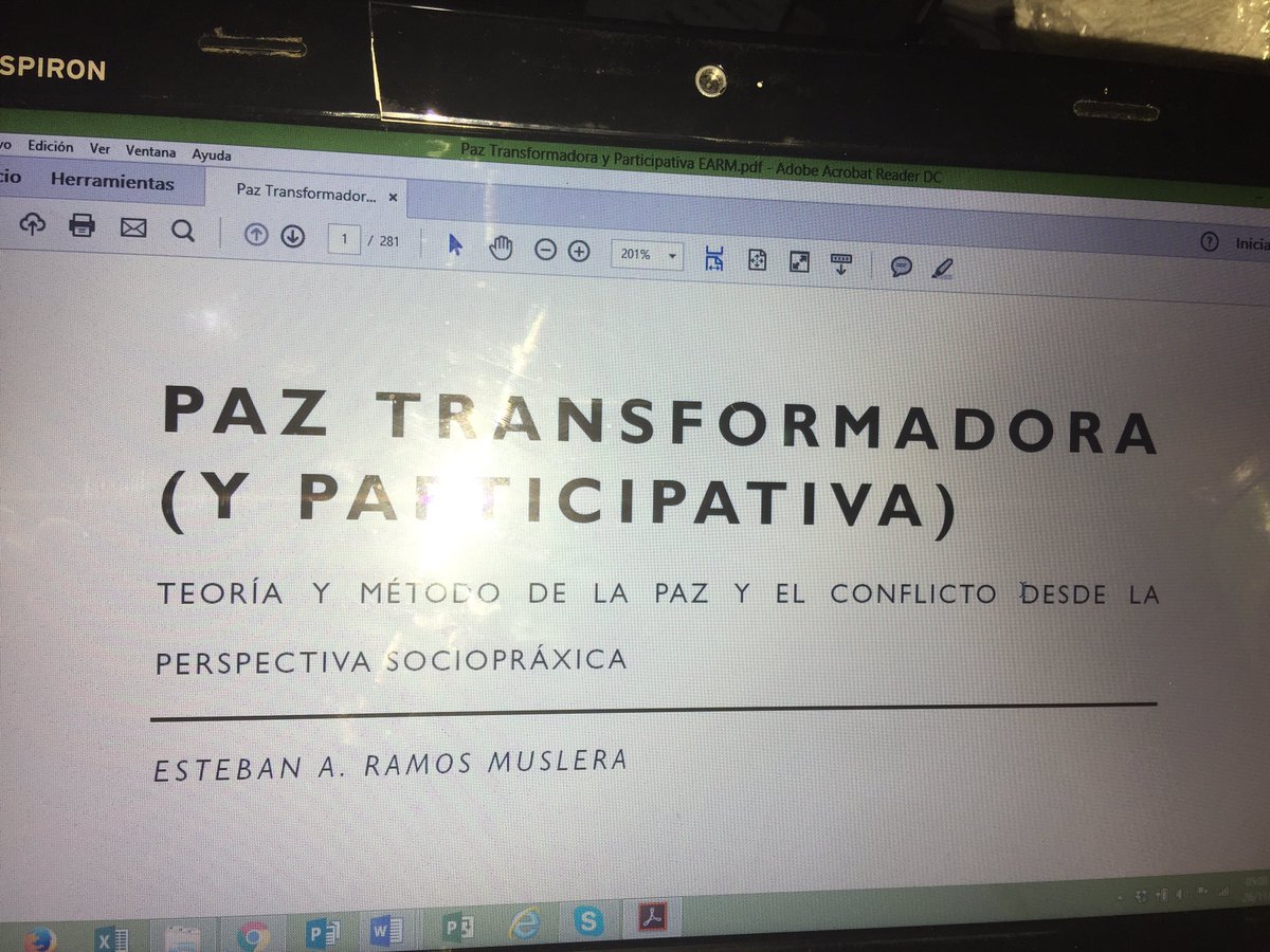 OvedDani's tweet photo. Leyendo este buen libro...👌👌👌💯💯💯✅✅✅ https://t.co/AG7KGUQMhU