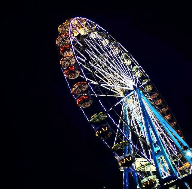 Westport House getting ready for their Winter Wonderland Christmas Experience🎅🏼  @WestportHouse <a href="/CroaghPHostel/">CroaghPatrickHostel</a>