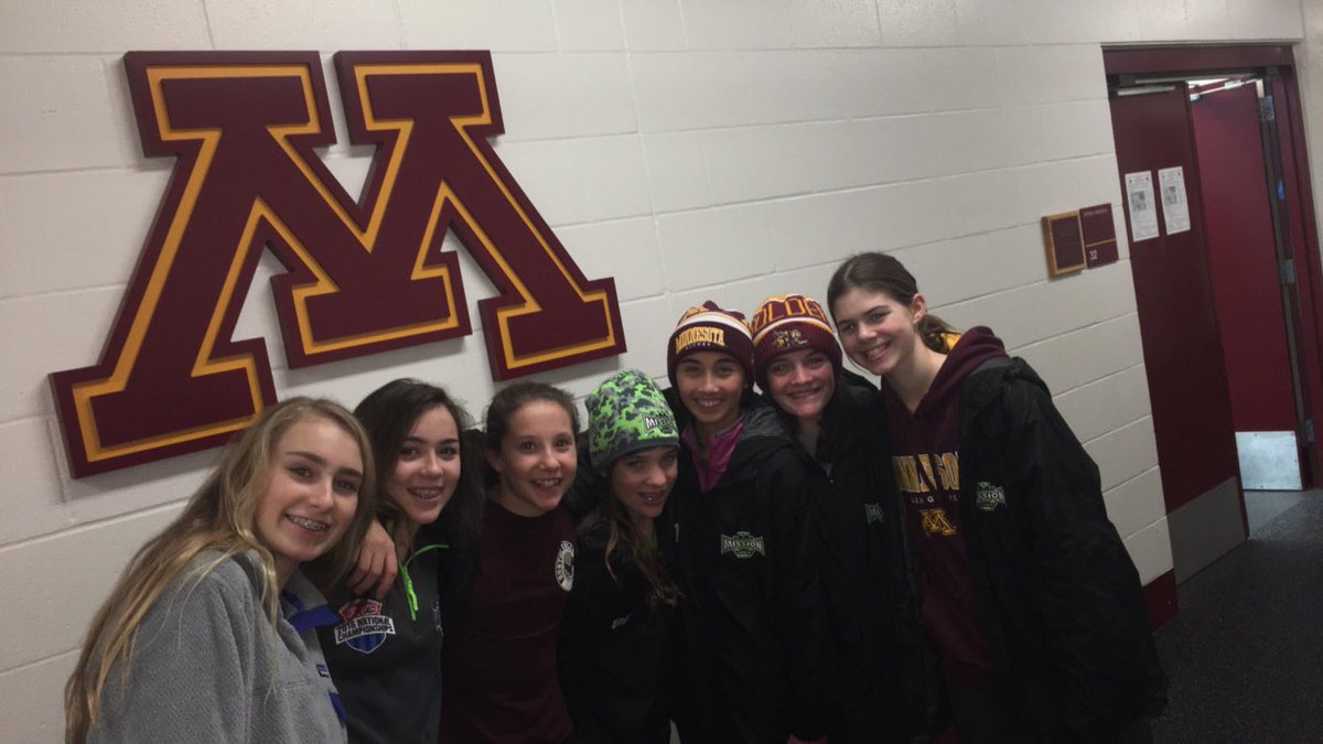 Thanks to the <a href="/ChicagoMission/">Chicago Mission AAA</a> @missiongirls1 U14 team for coming out to support today! Means the world #MissionFam 💚