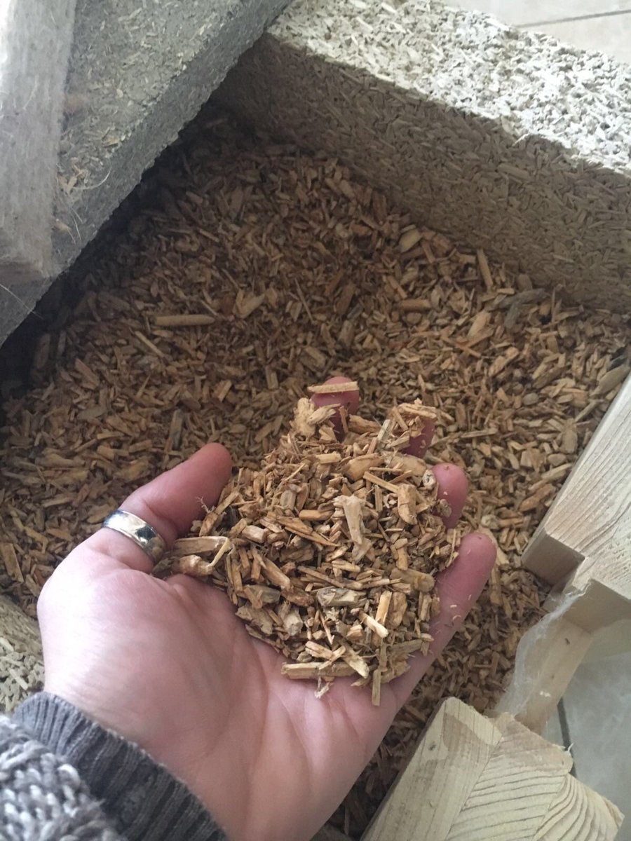 ARMLAB2's tweet photo. Grazie a @CanapaCampana alla scoperta di nuovi sistemi per un'#edilizia #eco con i materiali di cmfgreentech #canapa #ecoarchitettura https://t.co/9W4Db86XhN