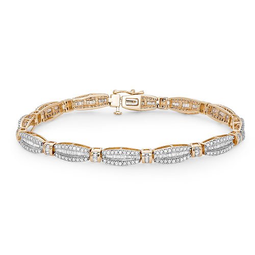 reformtheus's tweet photo. https://t.co/kvIxXRdWqs  14kt #Gold 2.9 ct #Diamond Tennis Bracelet $1,760 w promo code SECRET #jewelry #bracelet https://t.co/aavcdgiqNE
