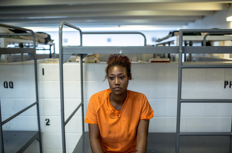 NickKristof's tweet photo. The US jails 8 times as many women as in 1980, at huge human and financial cost. My column highlights a better way https://t.co/Q6o6bXIwZ1 https://t.co/4PD9P2dHr4