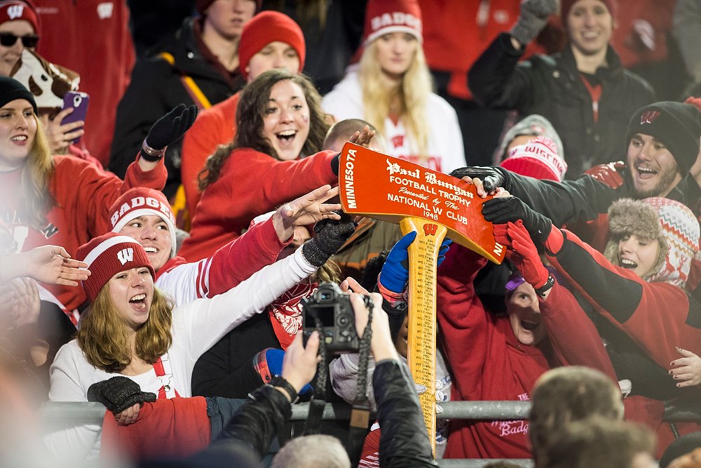UWMadison's tweet photo. The Axe stays home. Again. #OnWisconsin https://t.co/Qnj5vzFGRZ