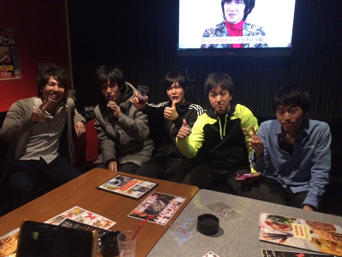 ネヤドラ ネヤガワドライビングスクール おはようございます 指導員の髙木です 坪田 新田 濱田 上坂指導員と5人でカラオケに行きました 皆さん美声でした 笑