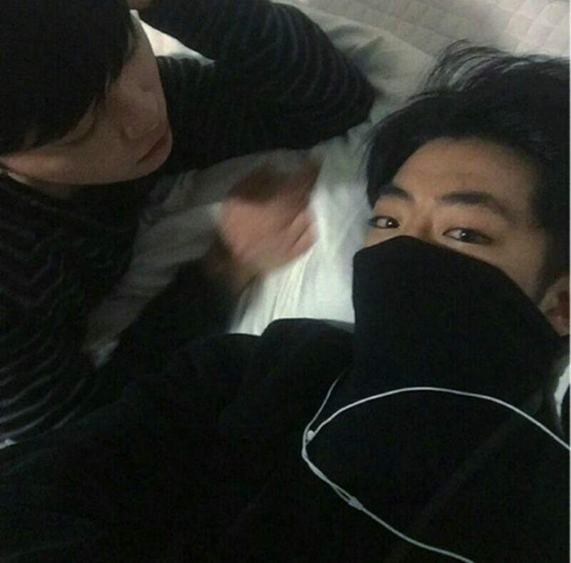 775KWOO tweet picture