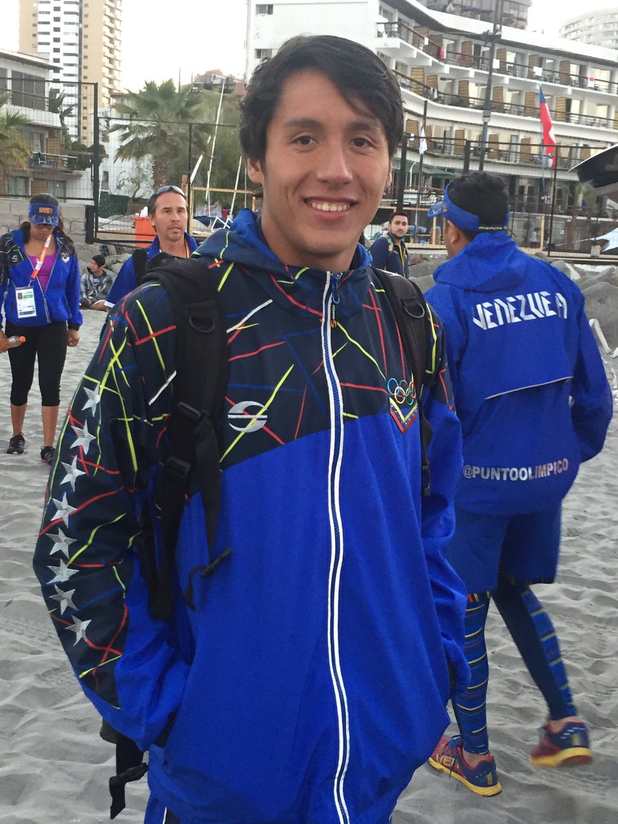 Nuestro Wilder Carreño #AguasAbiertas gana el ORO en los 5k #GeneracionDeOro #Iquique2016 Viva VENEZUELA 🇻🇪 👏🏼<a href="/NicolasMaduro/">Nicolás Maduro</a>