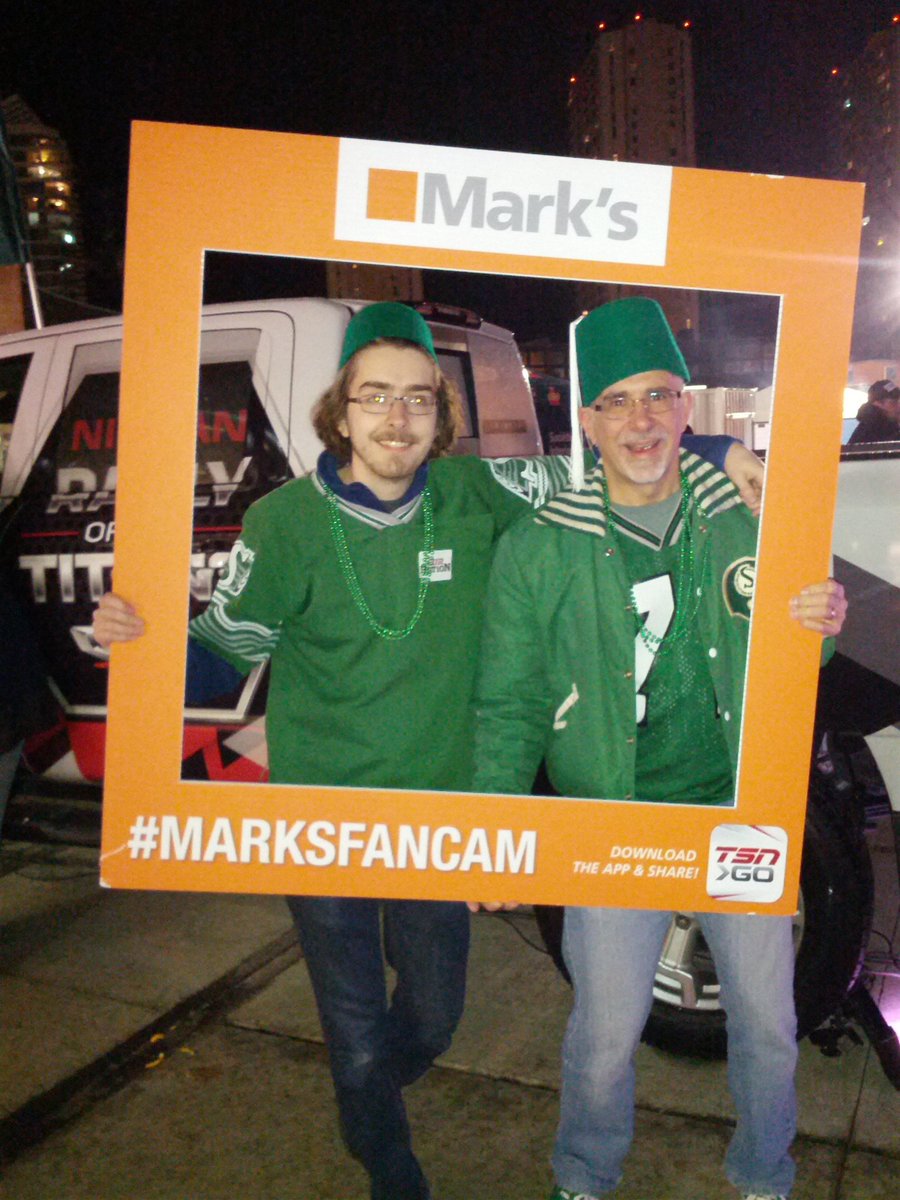 mrjrblues's tweet photo. Grey cup is awesome #marksfancam https://t.co/l1UTJo2vh0