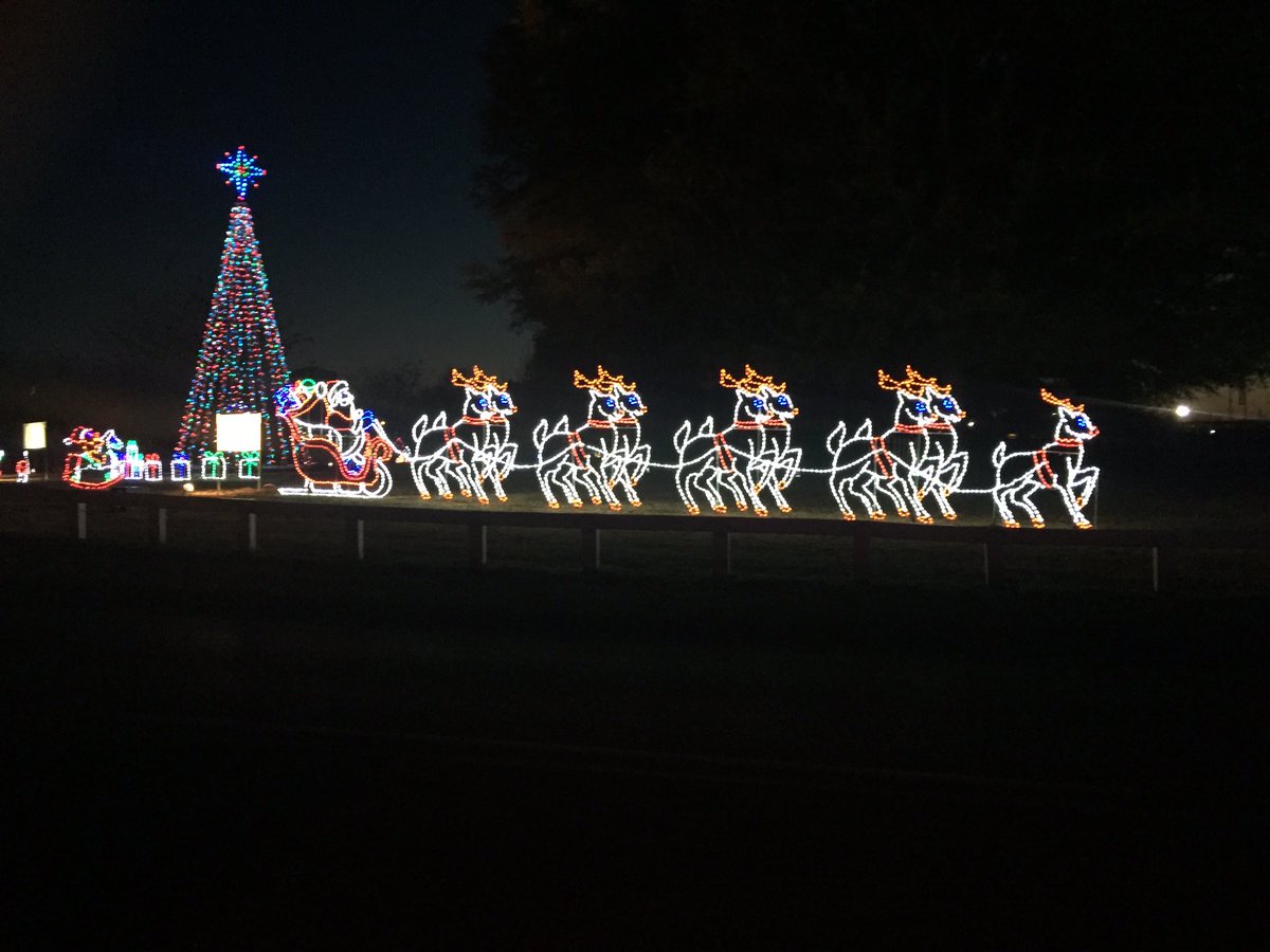 We are open and ready to put smiles on your faces!  5-10pm. #festivaloflights2016 #mymkypark #comeplaywithus #wereallkidsatheart