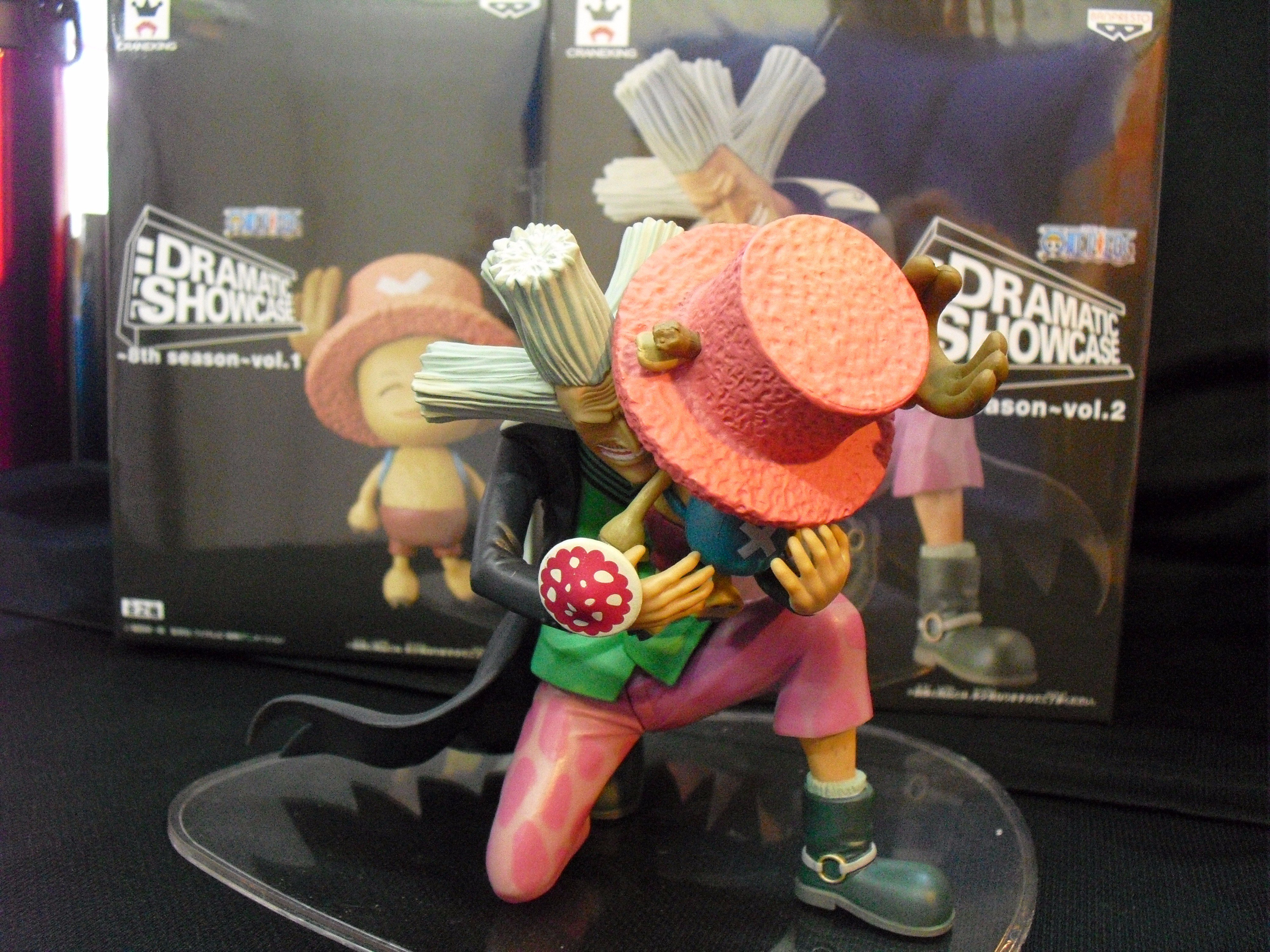 マンガ倉庫泡瀬アミューズメント One Pieceのdr ヒルルクとチョッパーが登場 あの感動のシーンがフィギュアになりました D なくなる前にgetしにきてね Onepiece ワンピース チョッパー Drヒルルク ｕｆｏキャッチャー 景品 プライズ マンガ