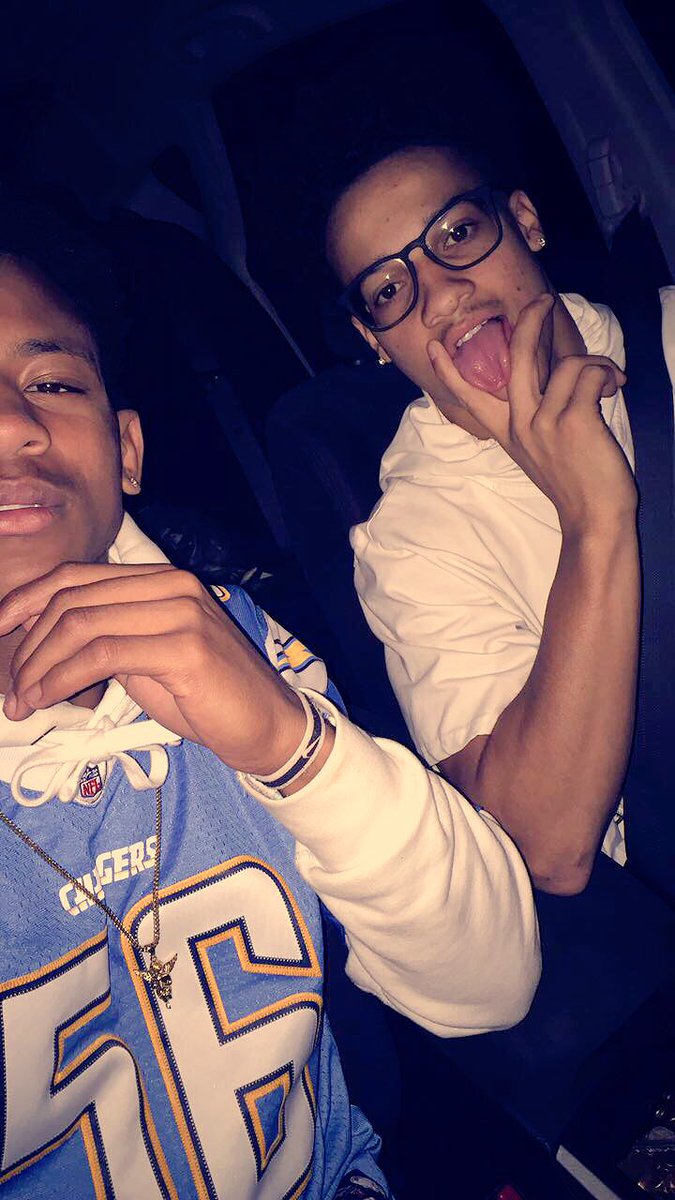 mario_brandon7's tweet photo. Water💦 https://t.co/u2XkklIJEP