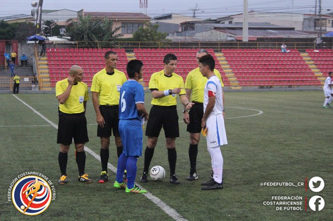 Eliminatorias de centroamerica rumbo al mundial sub17 de india 2017. El Salvador 2 Nicaragua 0. CyOuQraWQAAvXEk