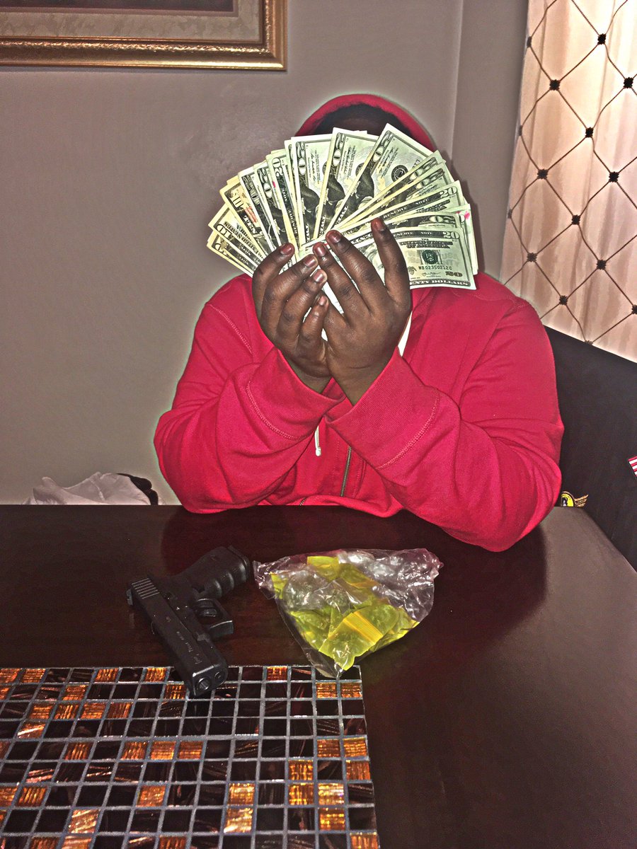 🤑🔋Gwaynesko⚡️💰 (@fbtvwaynesko) on Twitter photo 