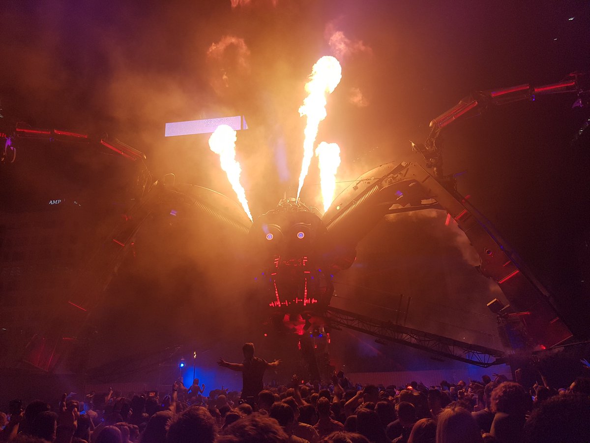 Carl Heslop tweet media