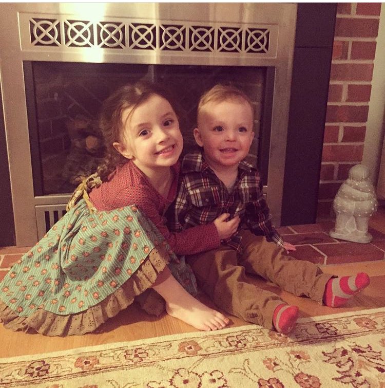 kt_dunn's tweet photo. I have the cutest niece and nephew💕💕 https://t.co/Igd7upIiEL