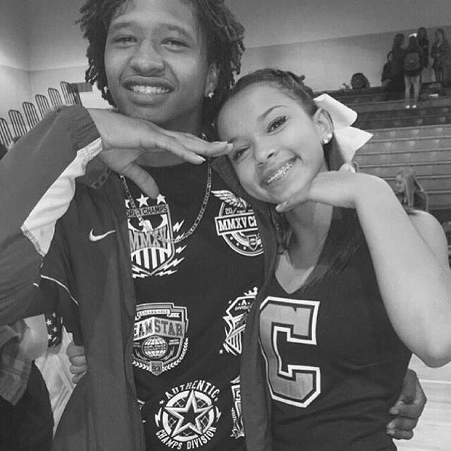 IAmHer_32's tweet photo. tears continue to fall but I know you guys will take care of each other ... rest easy babies 💙😇 #RipJim #RipKell #RipAnisah #ChsFamily https://t.co/4RVvONn4MR