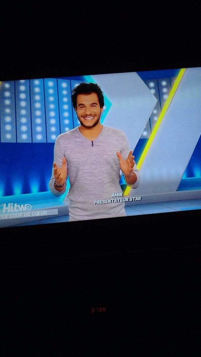 ganmor3's tweet photo. Quel bonheur de voir ce sourire briller de si bonne heure 😍😍💘 #AmirPresentateurStar #HitW9 @Amir_Off https://t.co/ABPYo0D4y6