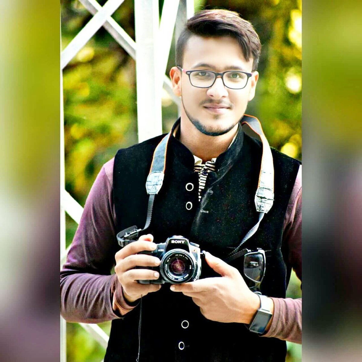 Dear__crush fall in 
  love with me .😝😜