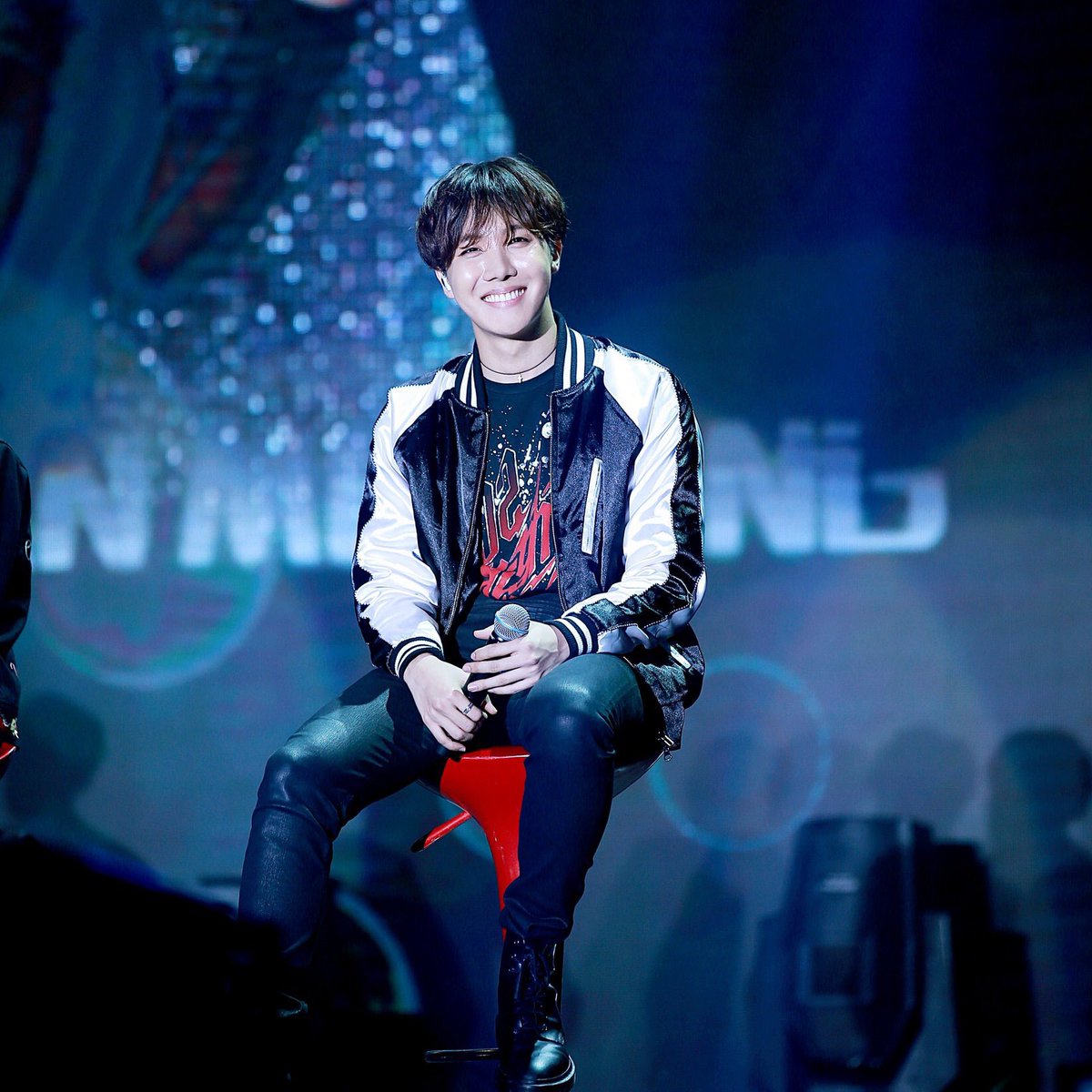 spacehobi tweet picture