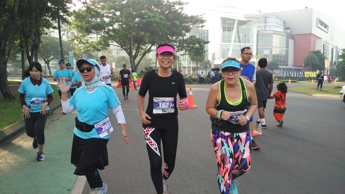 Pelari byk gaya 😂😂😂 thx <a href="/2XU_Indonesia/">2XU Indonesia</a>! Awesome race 😍