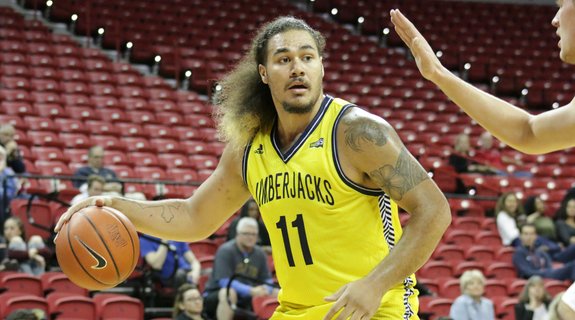CoconinoPost's tweet photo. Lumberjacks Men's Basketball falls to Jacksonville 76-63. https://t.co/tKCcniHquf https://t.co/5sLAi3zKSe